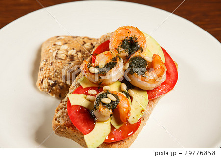 Sandwich with vegetables Sandwich with vegetables 29776858
