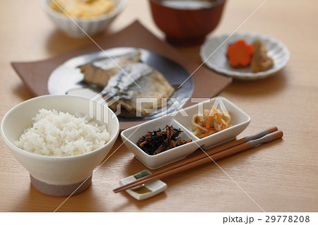 朝ご飯 29778208