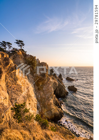 《静岡県》伊豆・黄金崎の夕暮れ 29781594