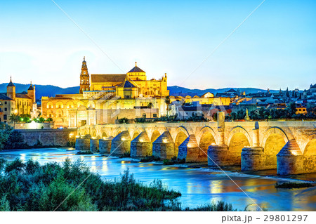 Roman Bridge and Guadalquivir river 29801297