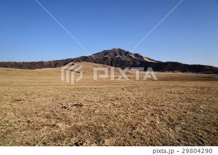 烏帽子岳と草千里 烏帽子岳と草千里 29804290