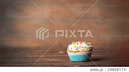 photo of delicious glazed cake  29808574