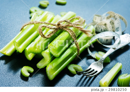 Celery 29810250