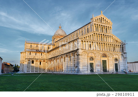 Leaning Tower of Pisa at sunset Leaning Tower of Pisa at sunset 29810911