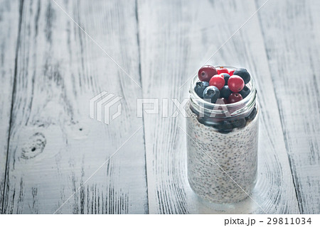 Chia seed pudding with fresh berries 29811034