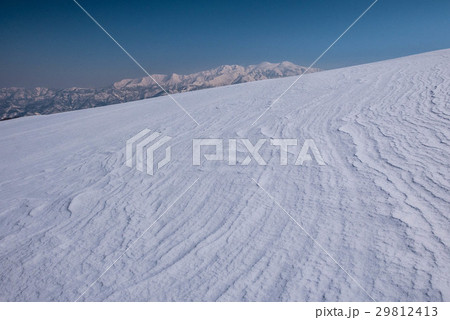 白山の雪景色 29812413