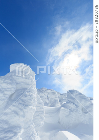山形蔵王_太陽と樹氷群 29820786