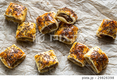 Sausage rolls 29826398
