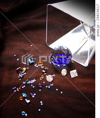 The Difference of Gem The Difference of Gem 29829617