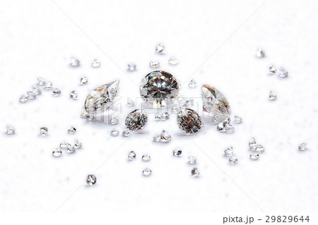 Many Size of Round Cut Diamonds. Many Size of Round Cut Diamonds. 29829644