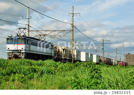 武蔵野線を走るEF65形牽引の貨物列車 武蔵野線を走るEF65形牽引の貨物列車 29832335