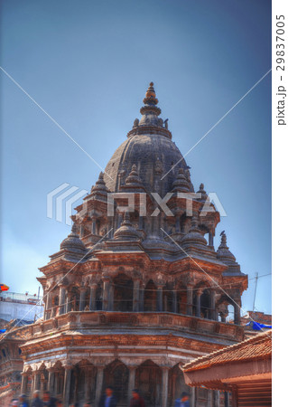 Patan Patan 29837005
