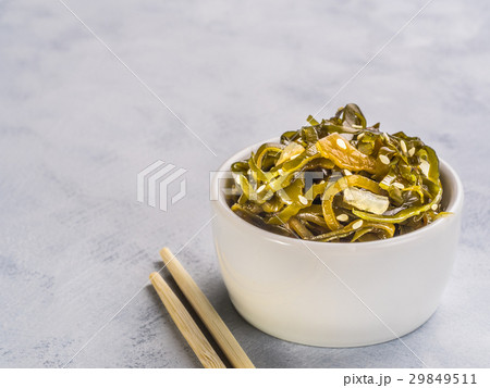 Seaweed salad, laminaria 29849511
