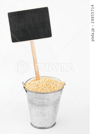 Pointer, price in bucket of millet grains Pointer, price in bucket of millet grains 29855714
