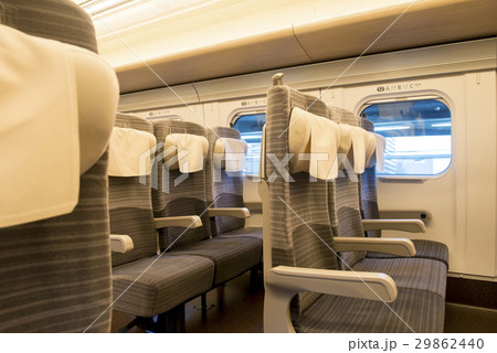 東北新幹線の車内 東北新幹線の車内 29862440