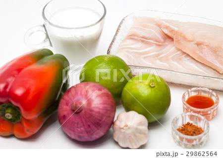 Ingredients to prepare white fish ceviche Ingredients to prepare white fish ceviche 29862564