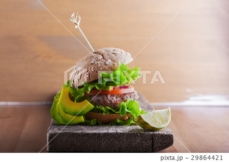Burger with salad, onion 29864421