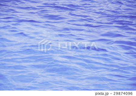 穏やかな水のイメージ 29874096