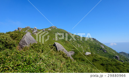 鹿児島　屋久島　宮之浦岳　奥岳の山並み 29880966