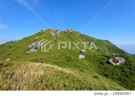 鹿児島　屋久島　宮之浦岳　奥岳の山並み 29880967