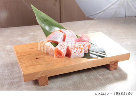 sashimi sashimi 29883236