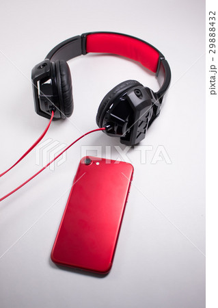 ヘッドフォン　スマホ 29888432