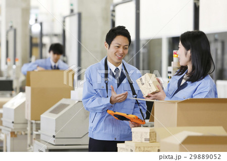 流通ビジネスイメージ 倉庫 工場 製造 運送 運輸 物流 箱詰め 検品 アソート 個別案件 流通ビジネスイメージ 倉庫 工場 製造 運送 運輸 物流 箱詰め 検品 アソート 個別案件 29889052