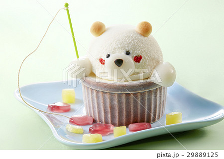 クマちゃんの魚釣り(アイスクリーム・スイーツ) クマちゃんの魚釣り(アイスクリーム・スイーツ) 29889125