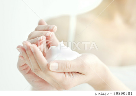 洗顔の泡イメージ 洗顔の泡イメージ 29890581