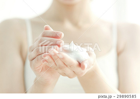 洗顔の泡イメージ 29890585