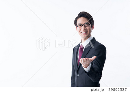 若いビジネスマン 29892527