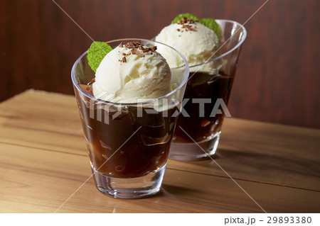 コーヒーゼリー　バニラアイス添え 29893380