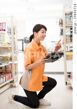 コンビニ 29893728