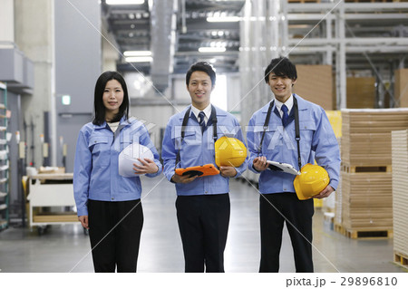 ビジネスイメージ　流通　倉庫　工場　製造　運送　運輸　物流 29896810