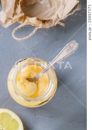 Homemade lemon curd 29897371