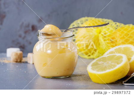 Homemade lemon curd 29897372