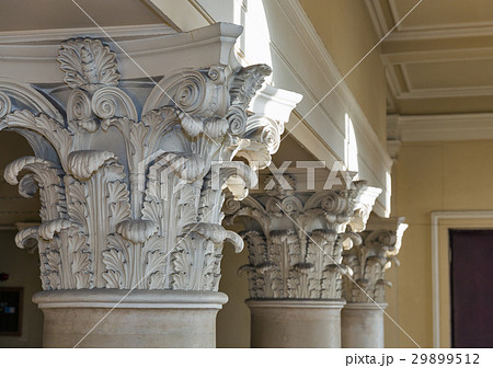 Interior architectural column 29899512