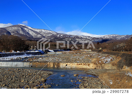 こけしの町遠刈田 温泉街からの雪景色 こけしの町遠刈田 温泉街からの雪景色 29907278