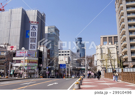 名古屋・伏見・都市風景　広小路通り　納屋橋からモード学園スパイラルタワーズを望む 29910496