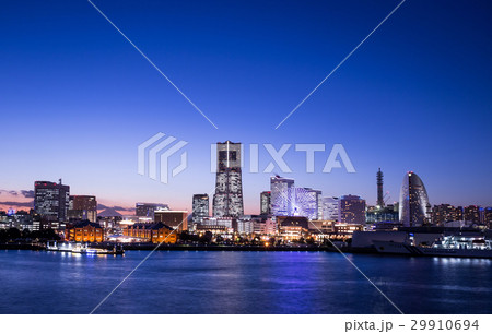 横浜みなとみらいの夜景 29910694