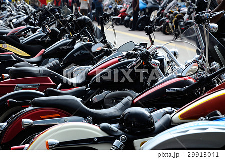 Harley Davidson easy rider motorcycle gathering  29913041