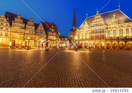 Ancient Bremen Market Square in Bremen, Germany Ancient Bremen Market Square in Bremen, Germany 29914293