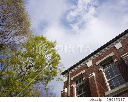 国立近代美術館工芸館 29915317