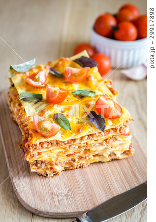 Lasagna with cherry tomatoes Lasagna with cherry tomatoes 29917898