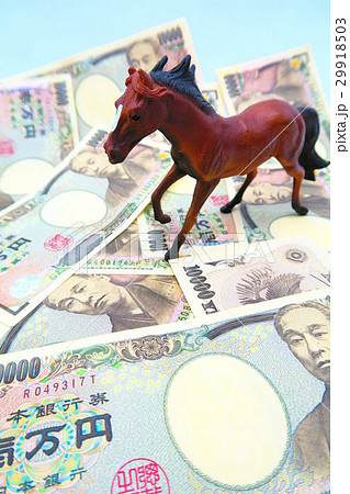 競馬のギャンブルイメージ 競馬のギャンブルイメージ 29918503