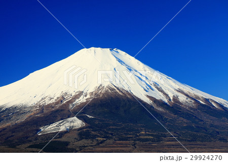 山中湖・明神山から見る冬の富士山 29924270