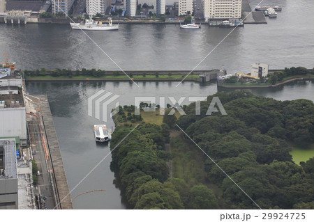 浜離宮恩賜庭園と水上バス 29924725