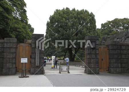 浜離宮恩賜庭園（大手門にて） 29924729