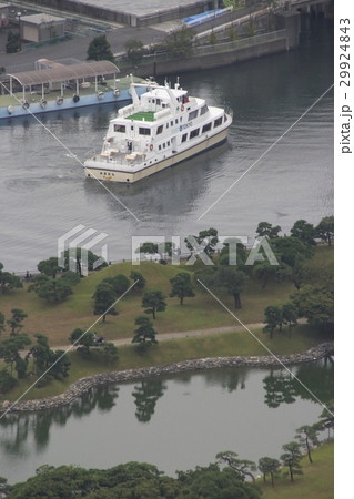 浜離宮恩賜庭園と新東京丸 浜離宮恩賜庭園と新東京丸 29924843