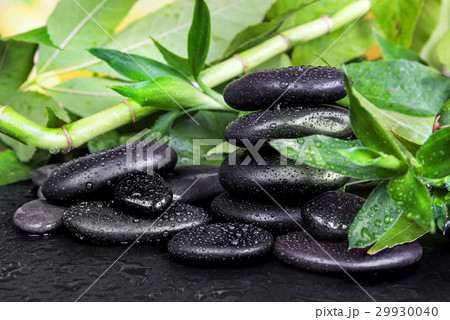 Spa-concept with zen stones and bamboo Spa-concept with zen stones and bamboo 29930040